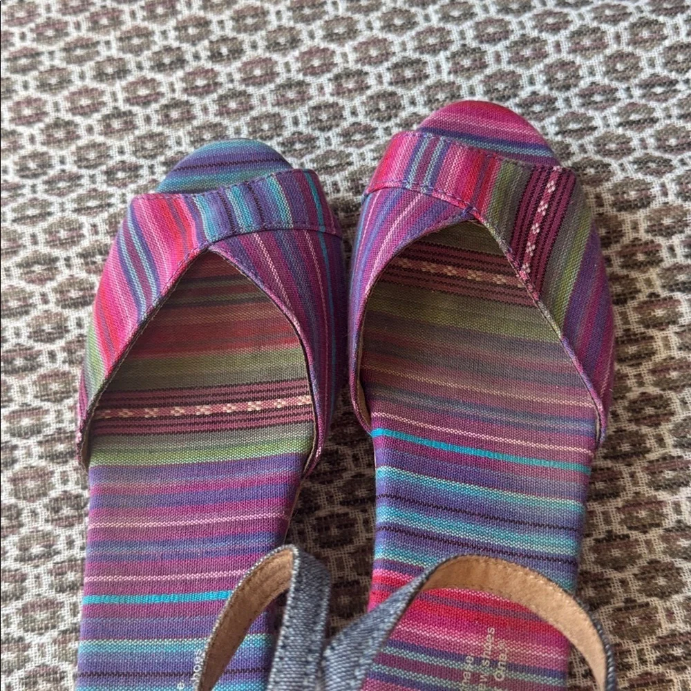 TOMS Women's Multicolor Striped Wedge Sandals Size 8